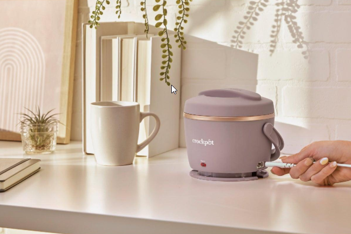 Crock-Pot 20-Ounce Electric Lunch Box, Portable Food Warmer, Blush Pink | Perfect for Travel, Car, On-the-Go | Spill-Free, Dishwasher-Safe - Image 3