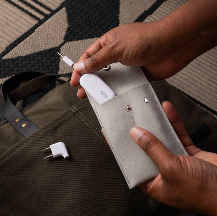 Twelve South AirFly SE | Bluetooth Wireless Audio Transmitter Adapter for AirPods/Headphones, 20+ Hr Battery, Works with 3.5mm aux Jacks on Airplanes, TVs, Gym Equipment, and Travel - Image 6